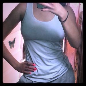🤍White athletic tank top🤍
